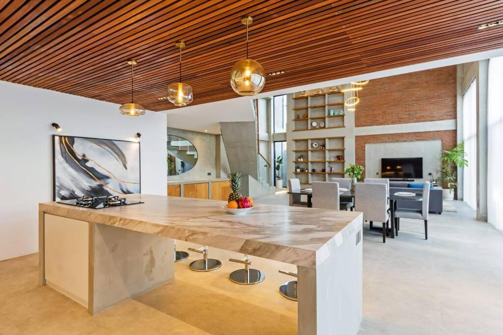 Manresa Villa Bali 4 Чангу Экстерьер фото