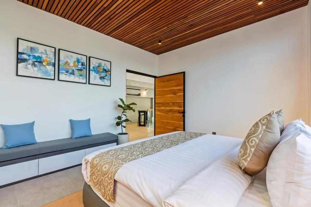 Manresa Villa Bali 4 Чангу Экстерьер фото